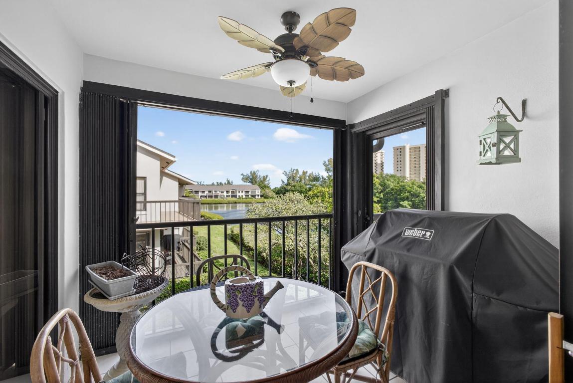 2102 Fairway Jupiter, FL 33477