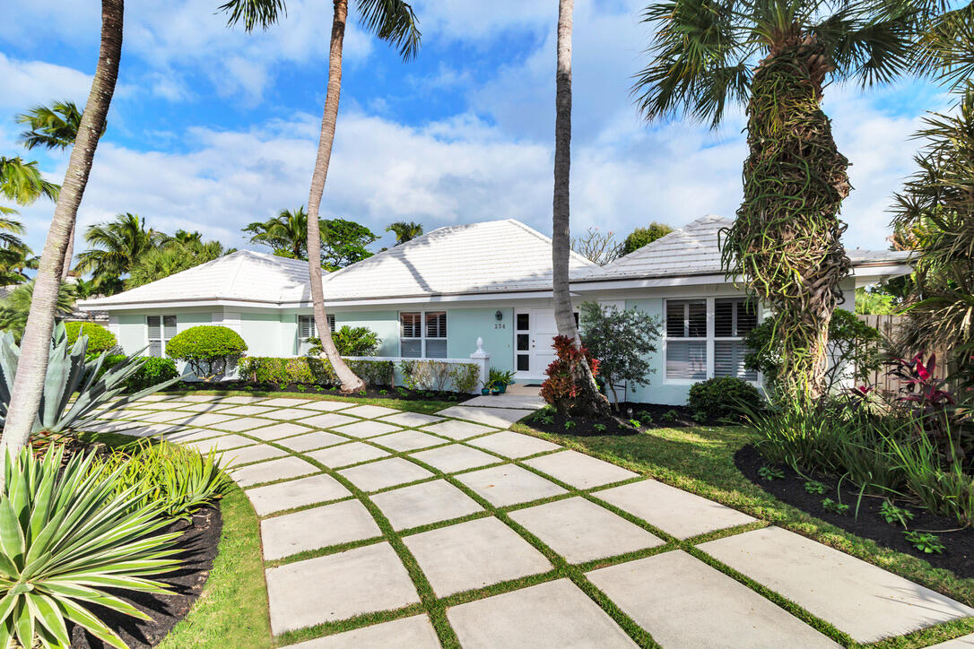 234 Shelter Jupiter, FL 33469