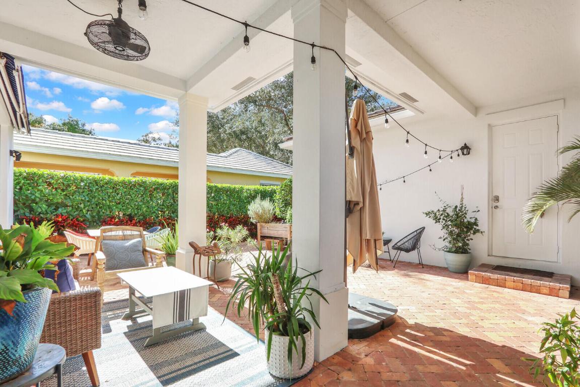 164 W Bay Cedar Jupiter, FL 33458