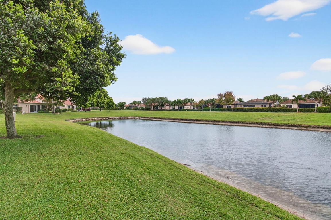 7808 Coral Lk Delray Beach, FL 33446