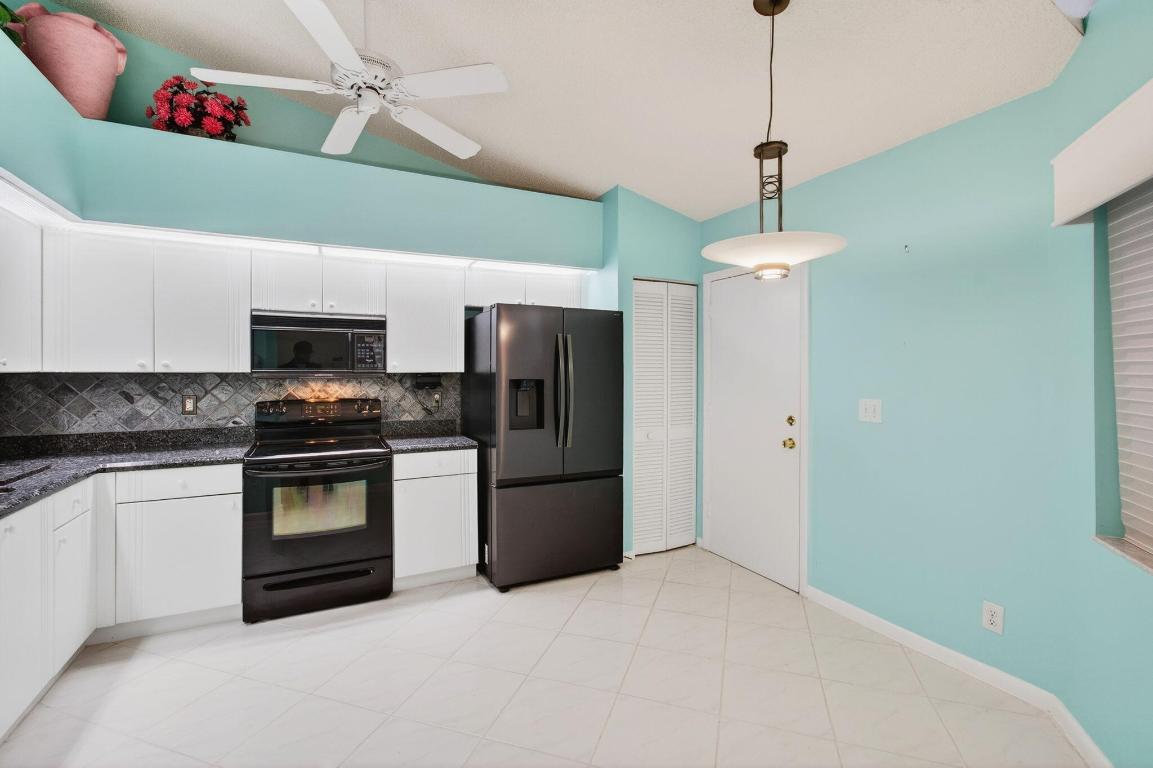 7808 Coral Lk Delray Beach, FL 33446