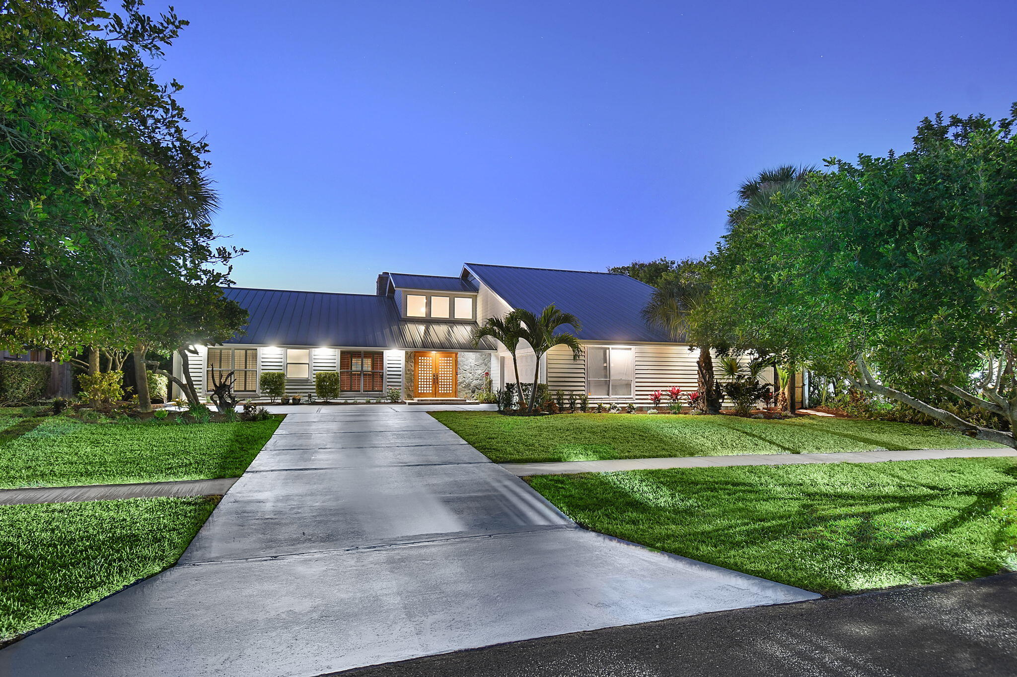 123 Olympus Jupiter, FL 33477