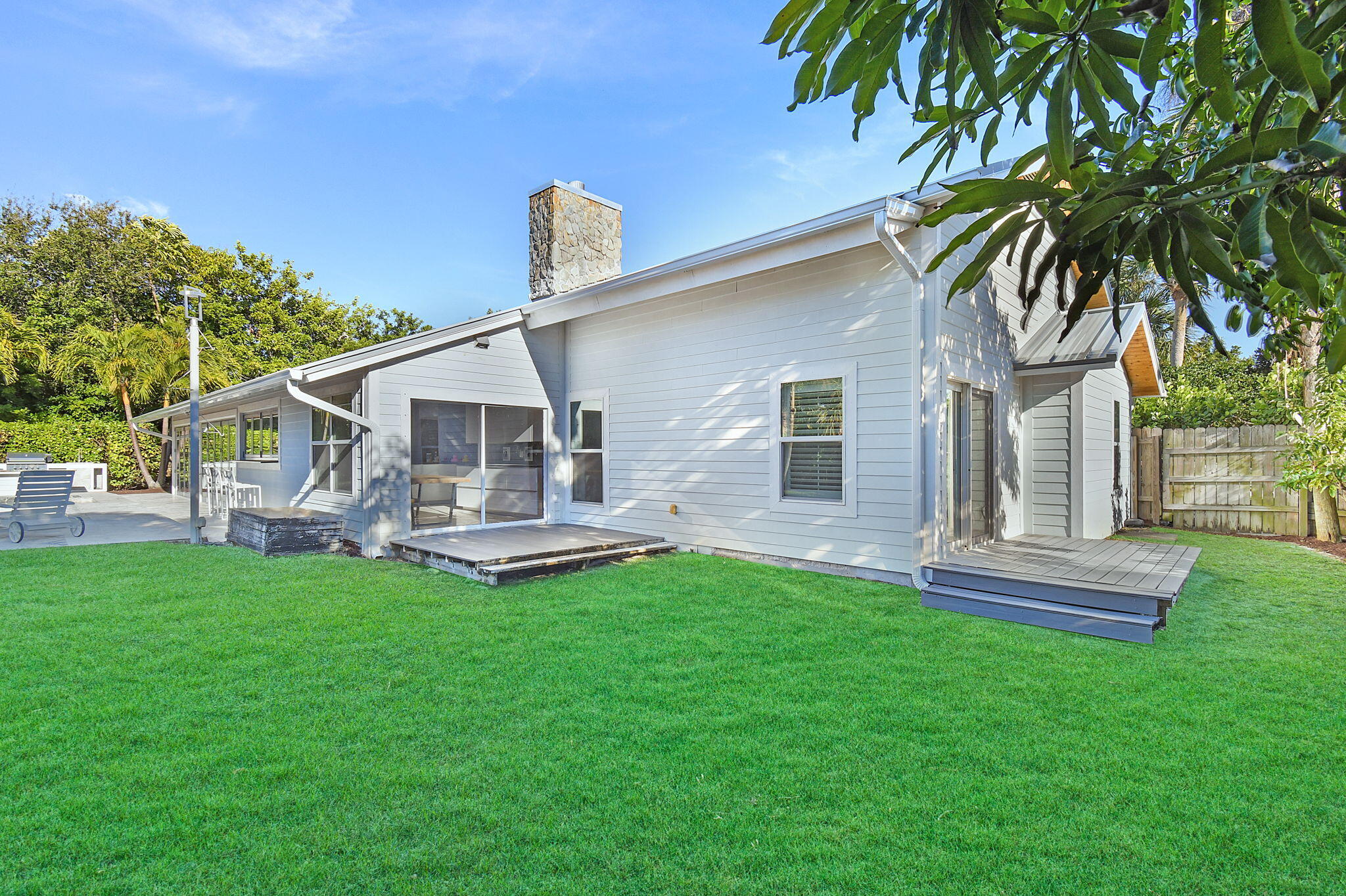 123 Olympus Jupiter, FL 33477