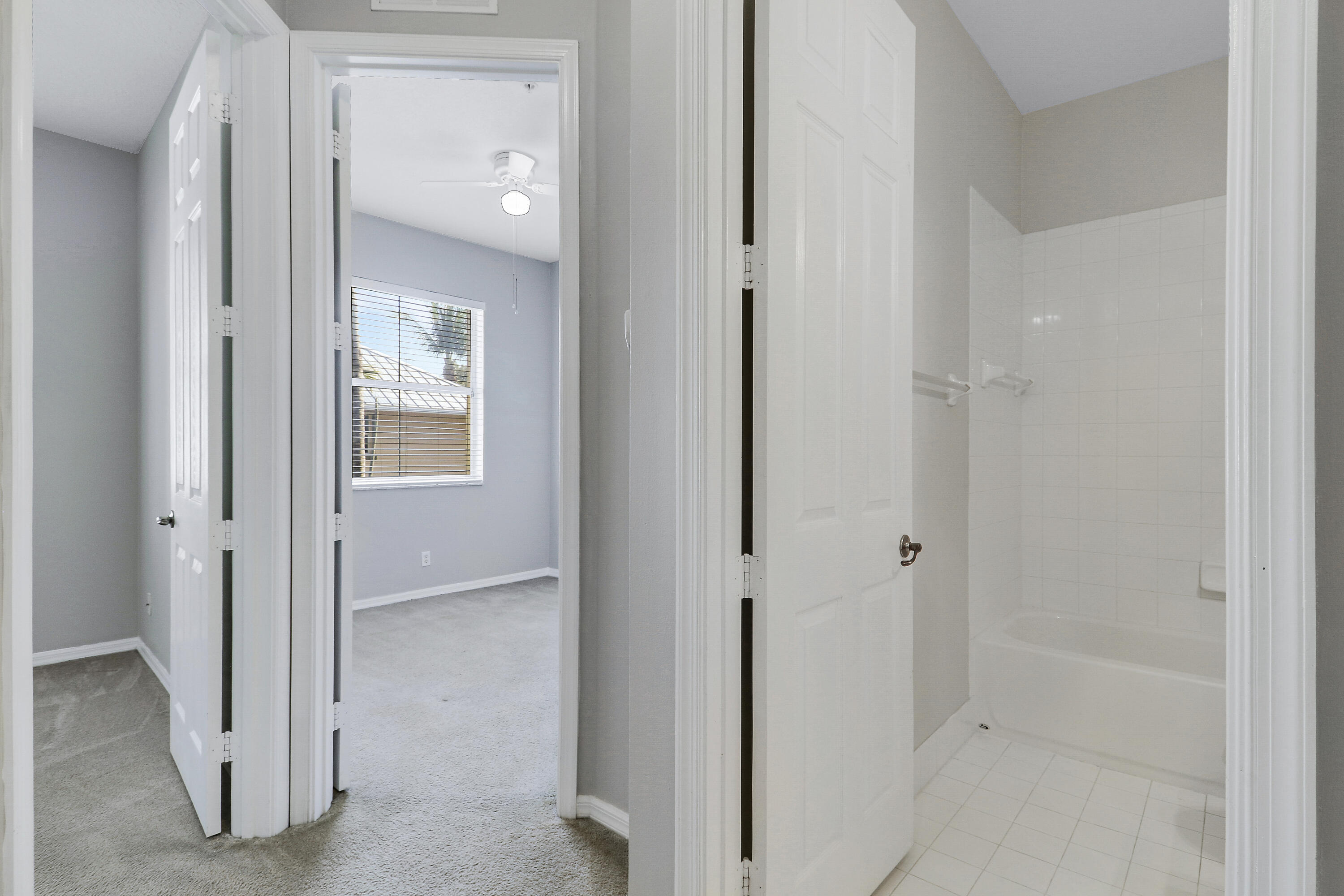 1586 Frederick Small Jupiter, FL 33458