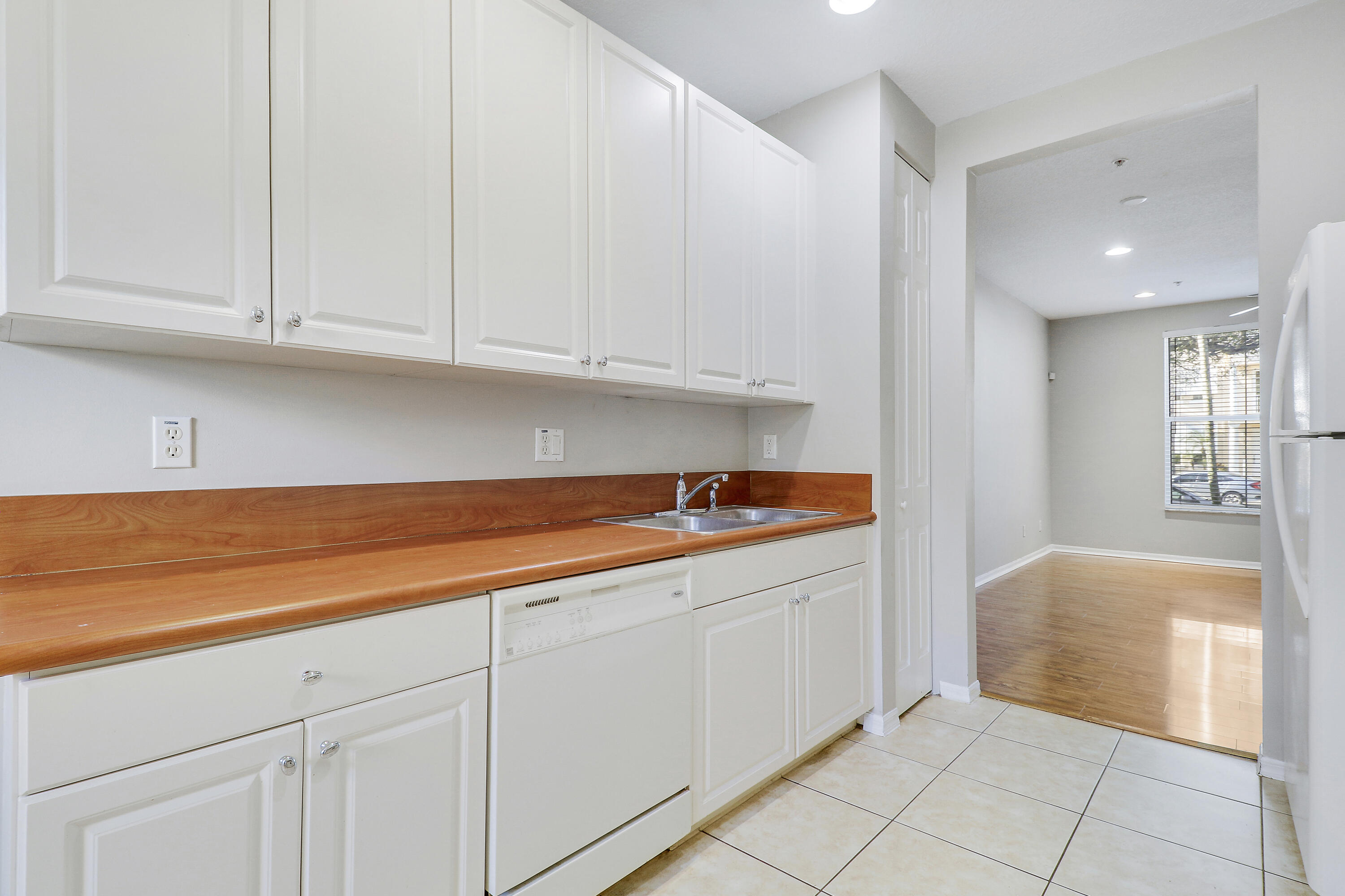 1586 Frederick Small Jupiter, FL 33458