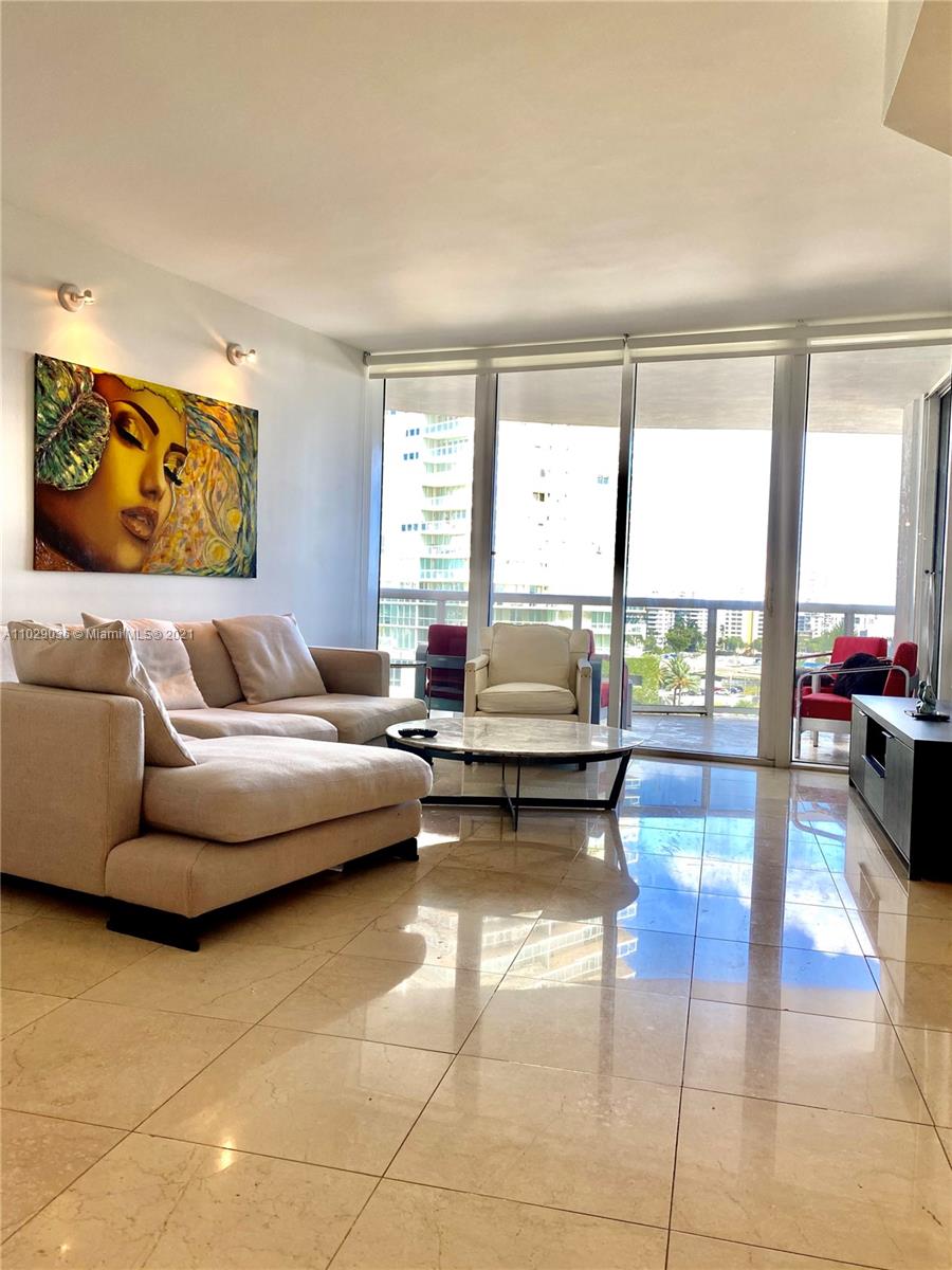 400 Alton Rd #809 Miami Beach, FL 33139