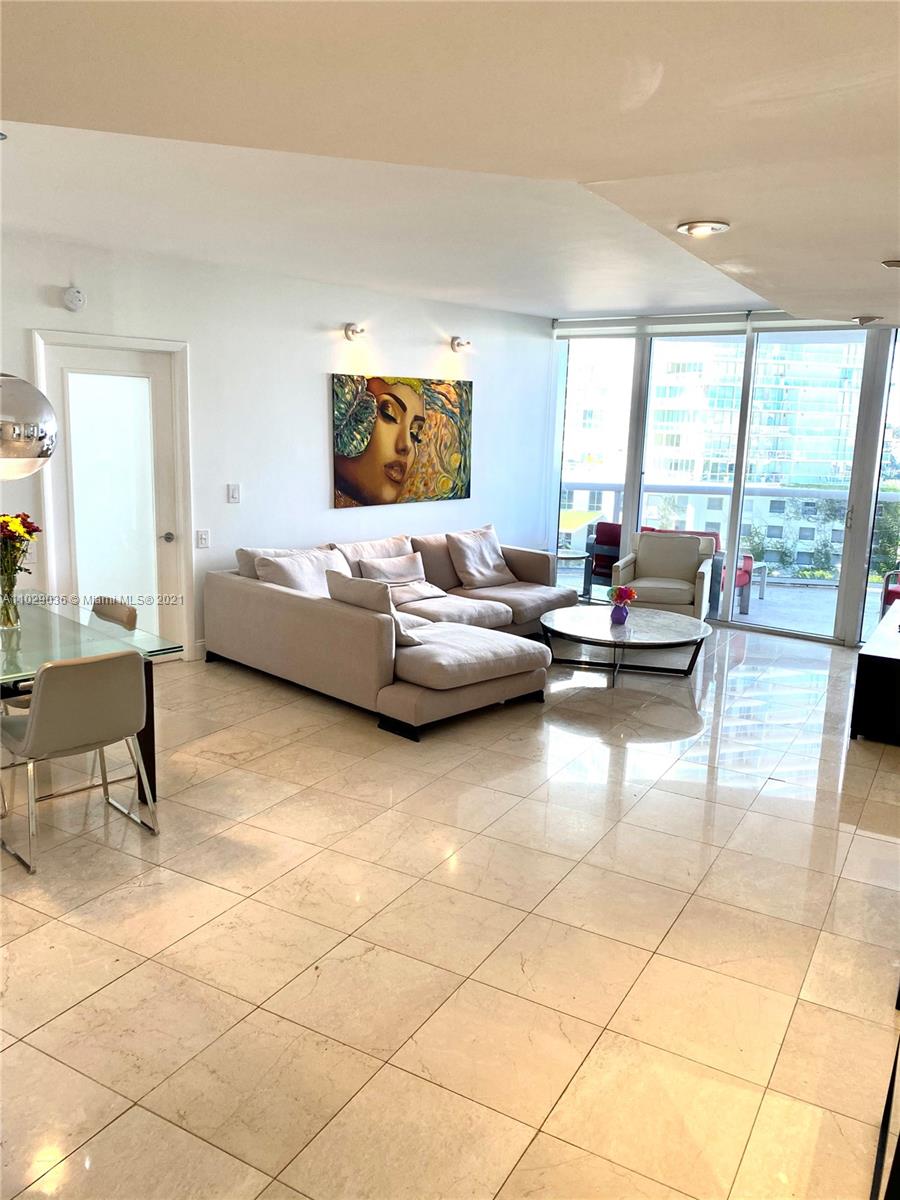400 Alton Rd #809 Miami Beach, FL 33139