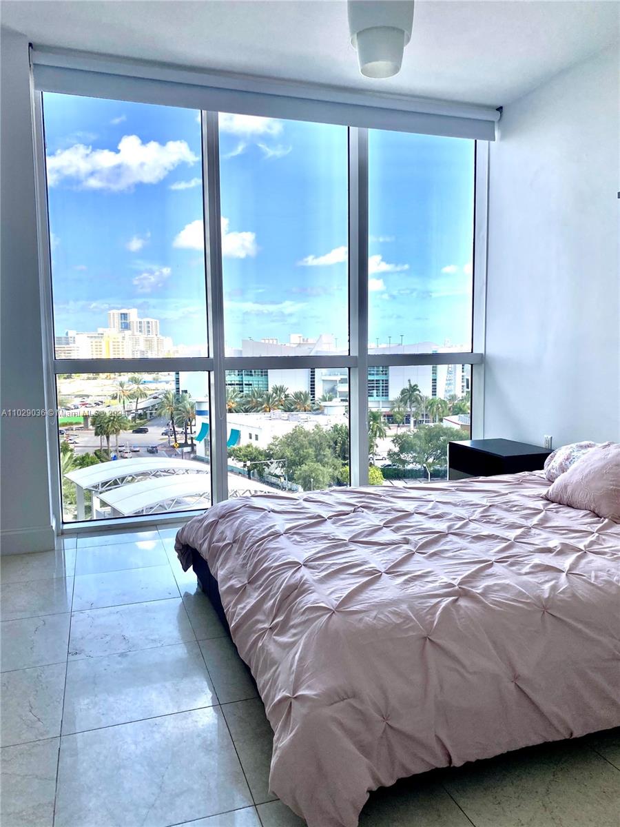 400 Alton Rd #809 Miami Beach, FL 33139