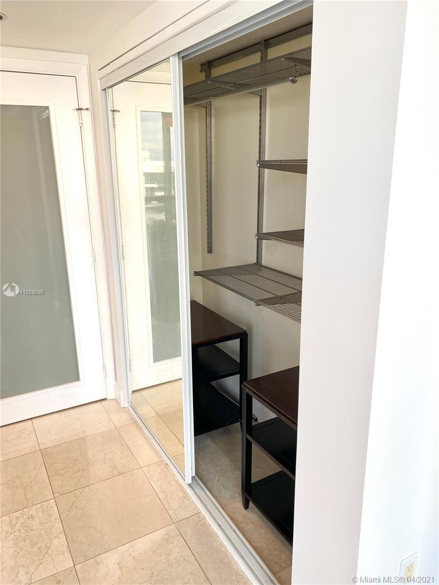 400 Alton Rd #809 Miami Beach, FL 33139