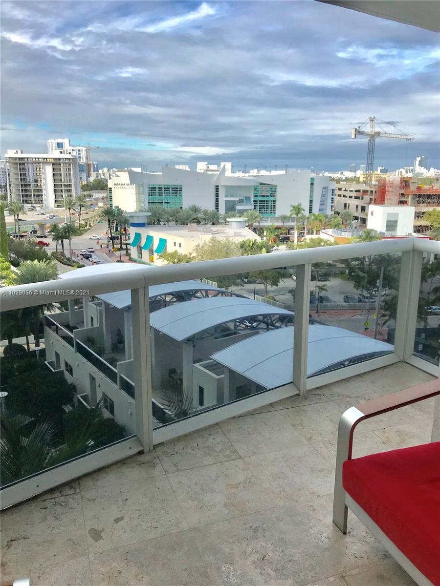 400 Alton Rd #809 Miami Beach, FL 33139