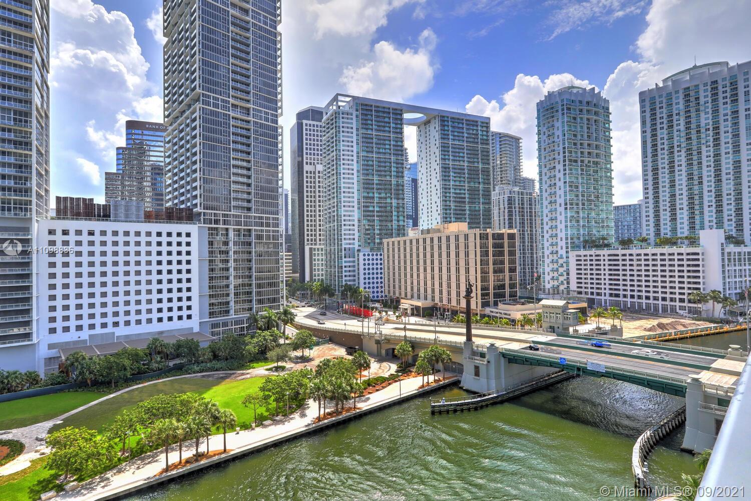200 Biscayne Blvd Way #909,Miami, FL 33131