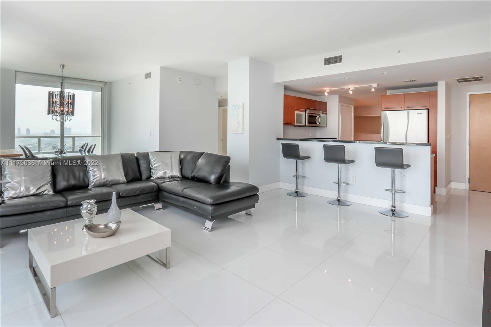 image Vizcayne South1