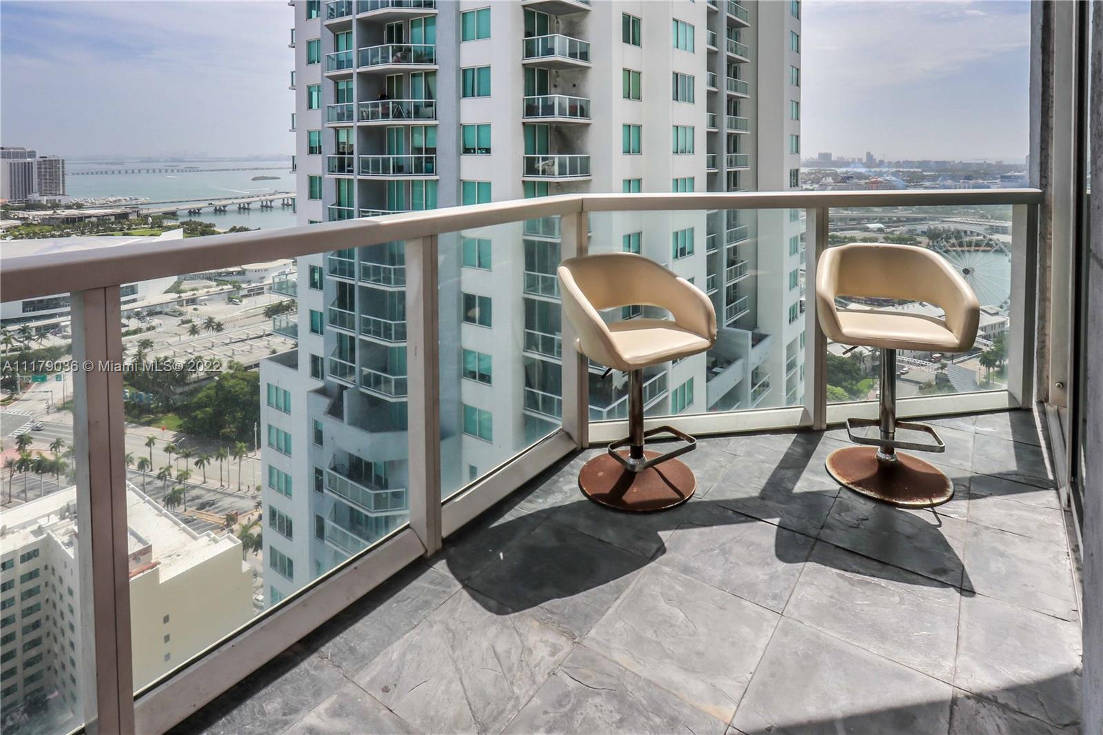 image Vizcayne South22