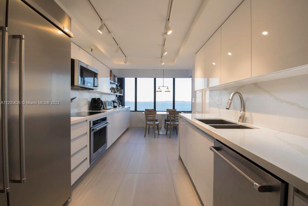 image Brickell Key One6