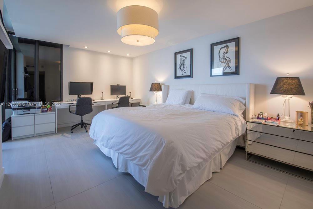 image Brickell Key One8