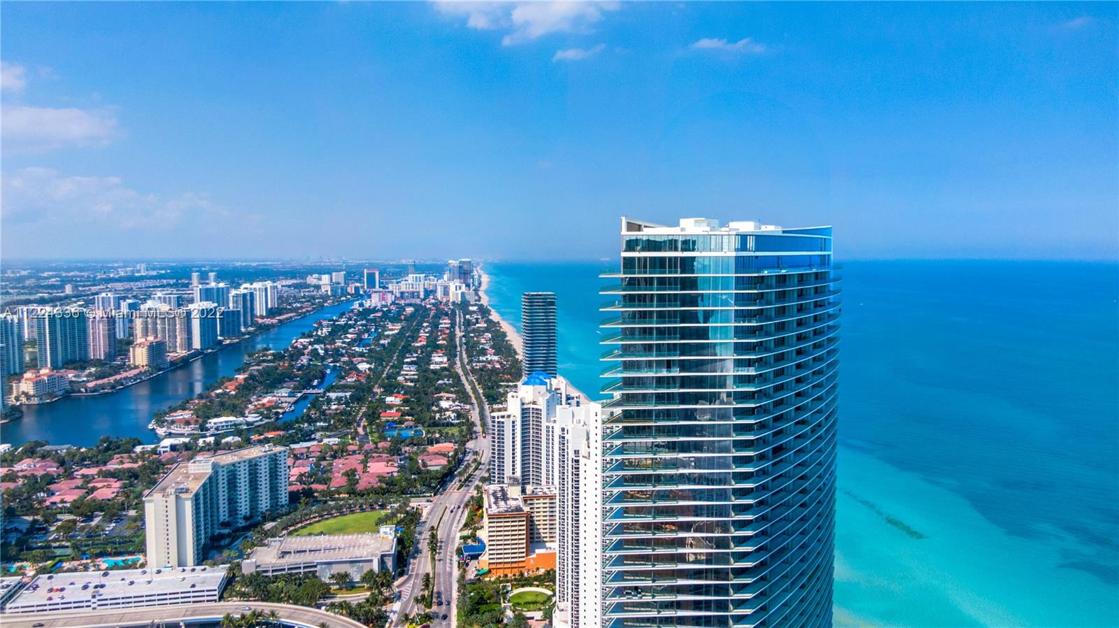 image Armani Casa Residences16