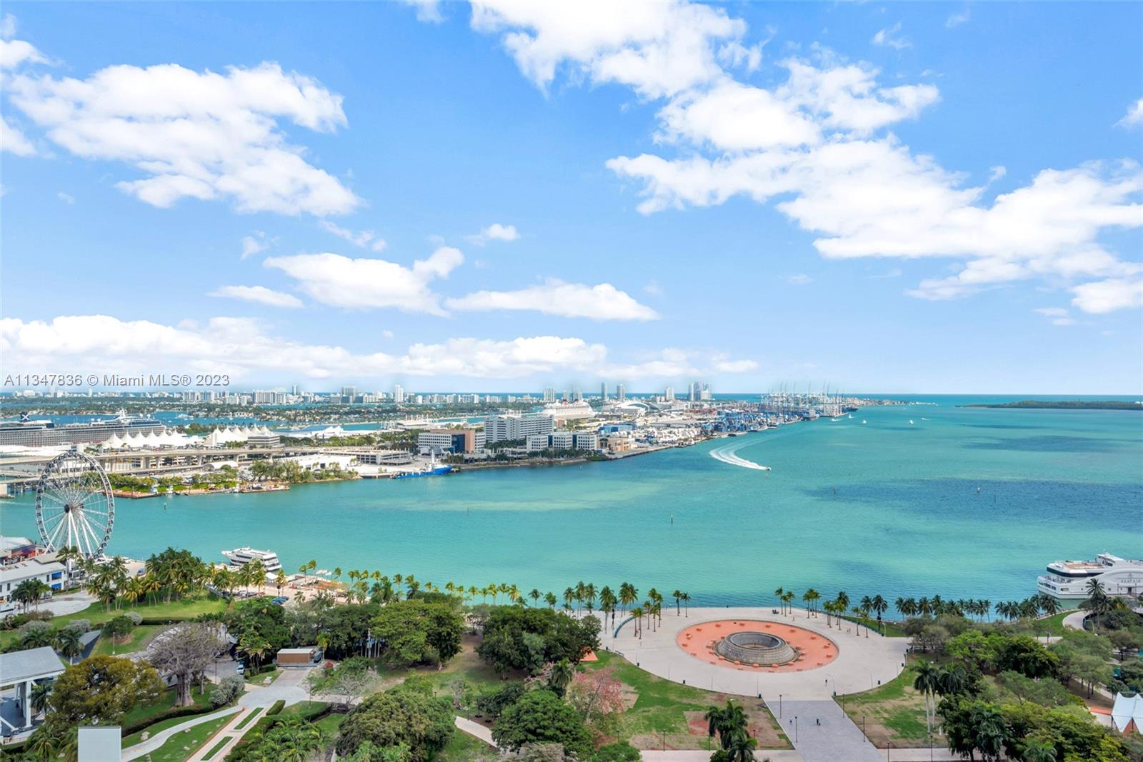 50 Biscayne Blvd #2804
