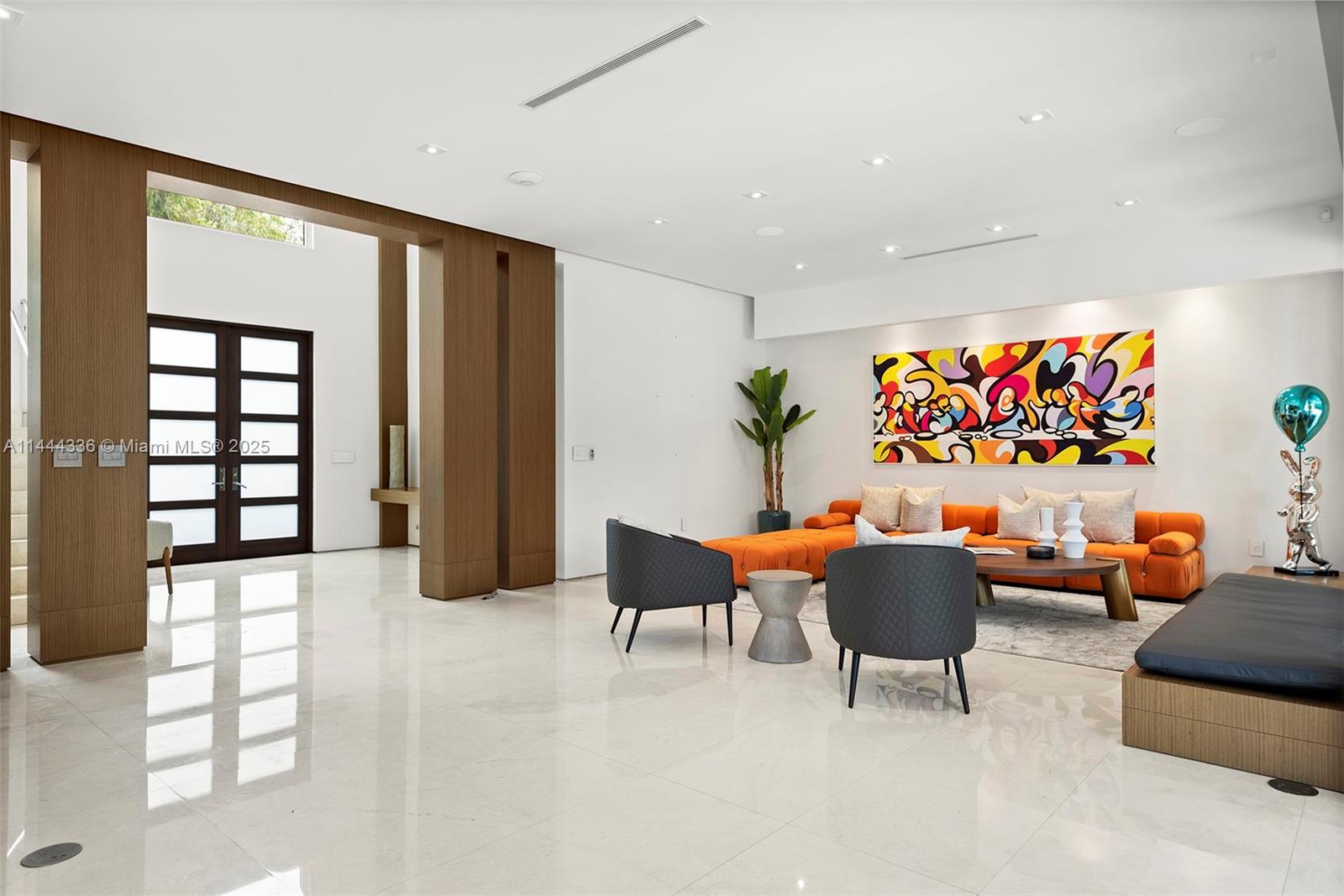 7930 SW 52nd Ct Miami, FL 33143