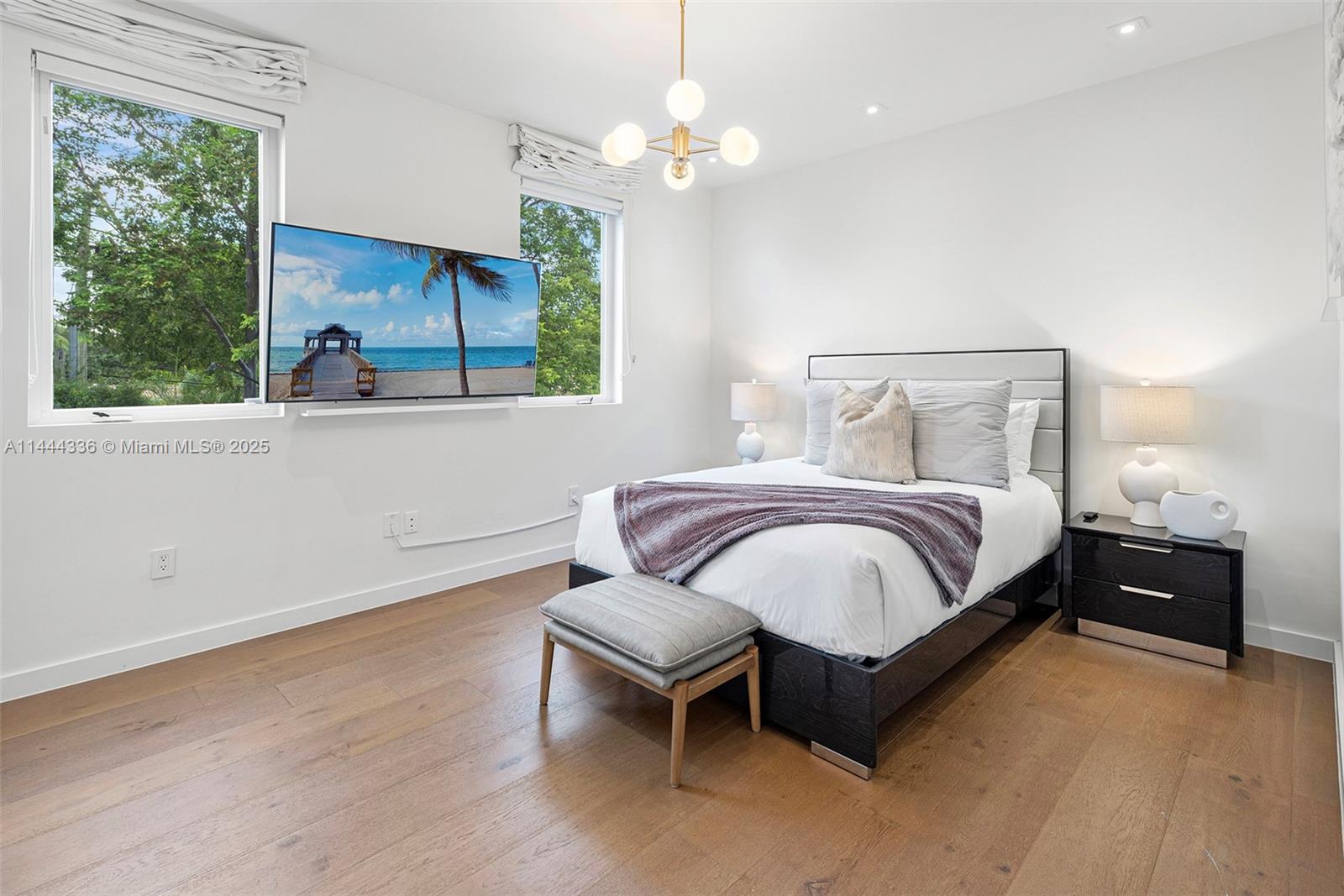 7930 SW 52nd Ct Miami, FL 33143