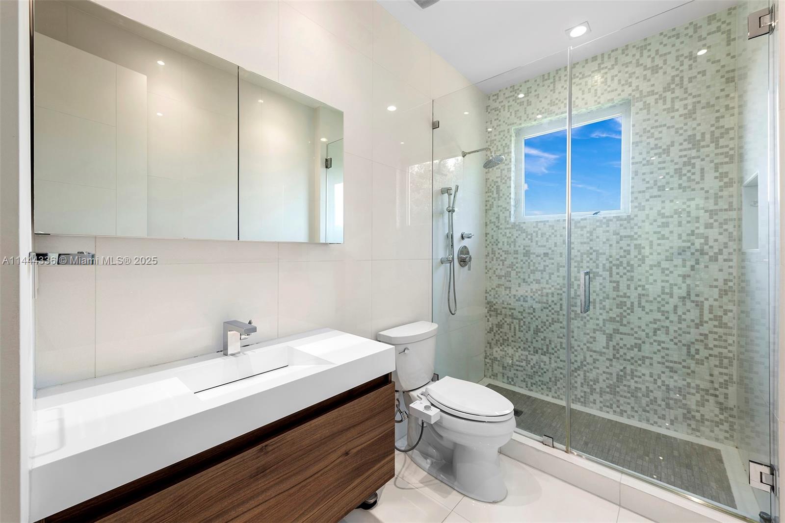 7930 SW 52nd Ct Miami, FL 33143