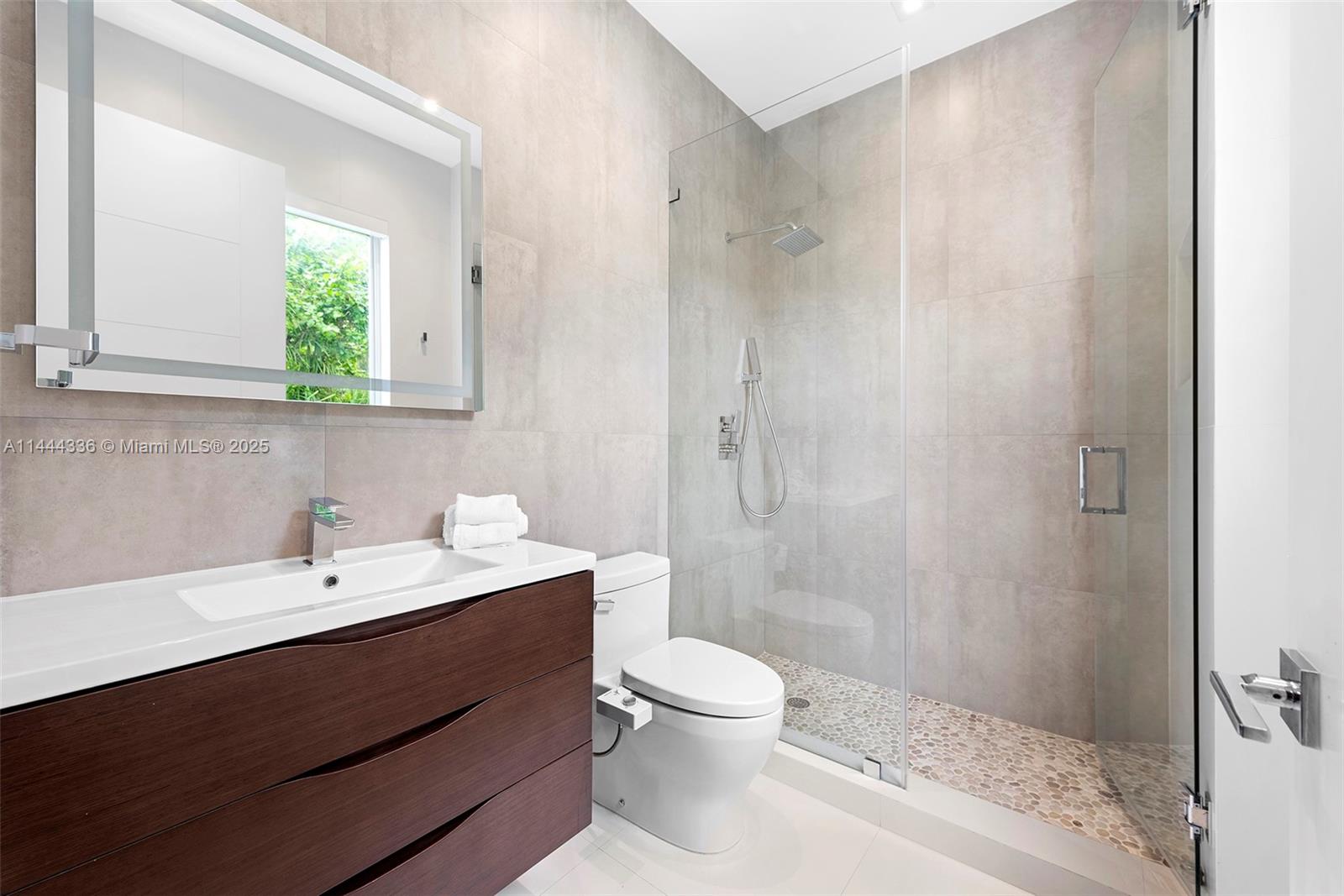 7930 SW 52nd Ct Miami, FL 33143