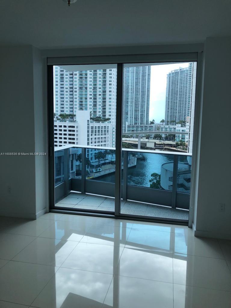 image Epic Residences5