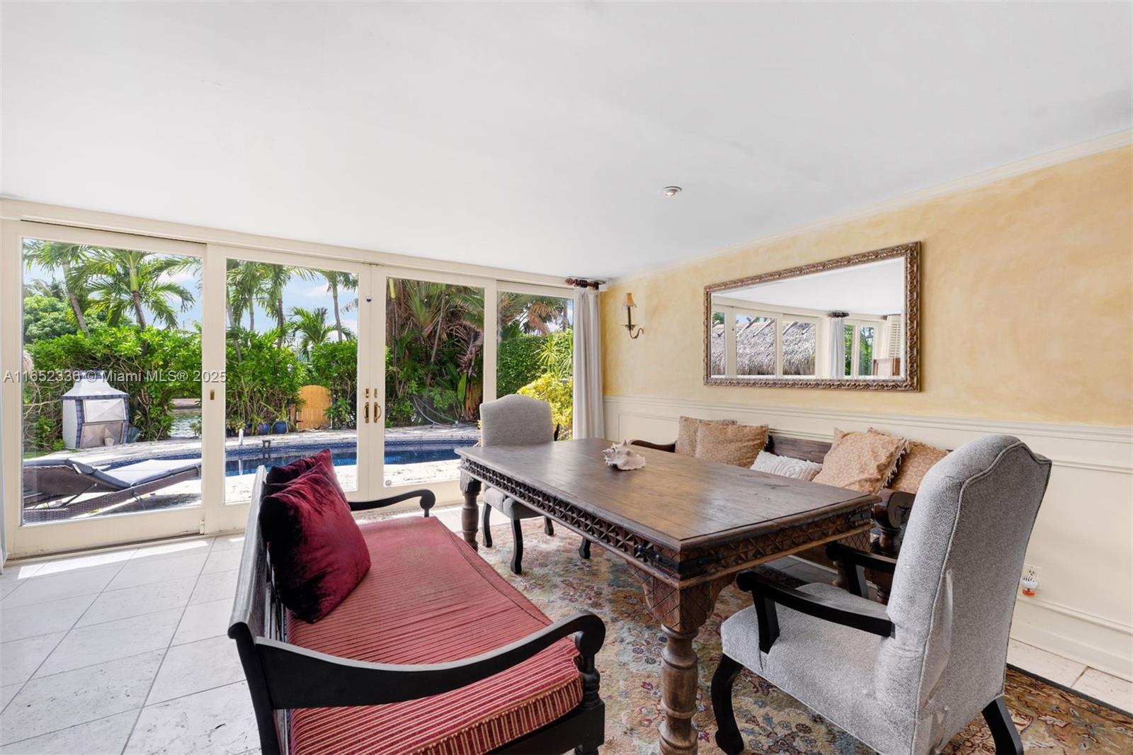 7975 Biscayne Pt Cir Miami Beach, FL 33141