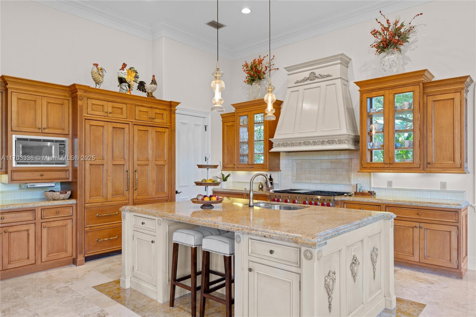 833 Harbour Isle Pl North Palm Beach, FL 33410 833 Harbour Isle Pl North Palm Beach, FL 33410
