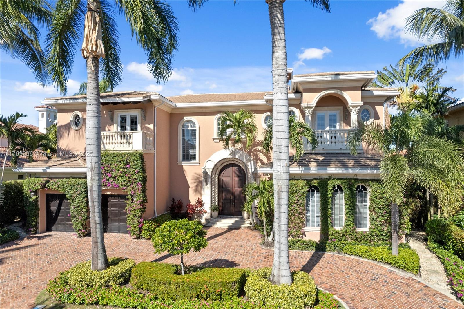 833 Harbour Isle Pl North Palm Beach, FL 33410 833 Harbour Isle Pl North Palm Beach, FL 33410