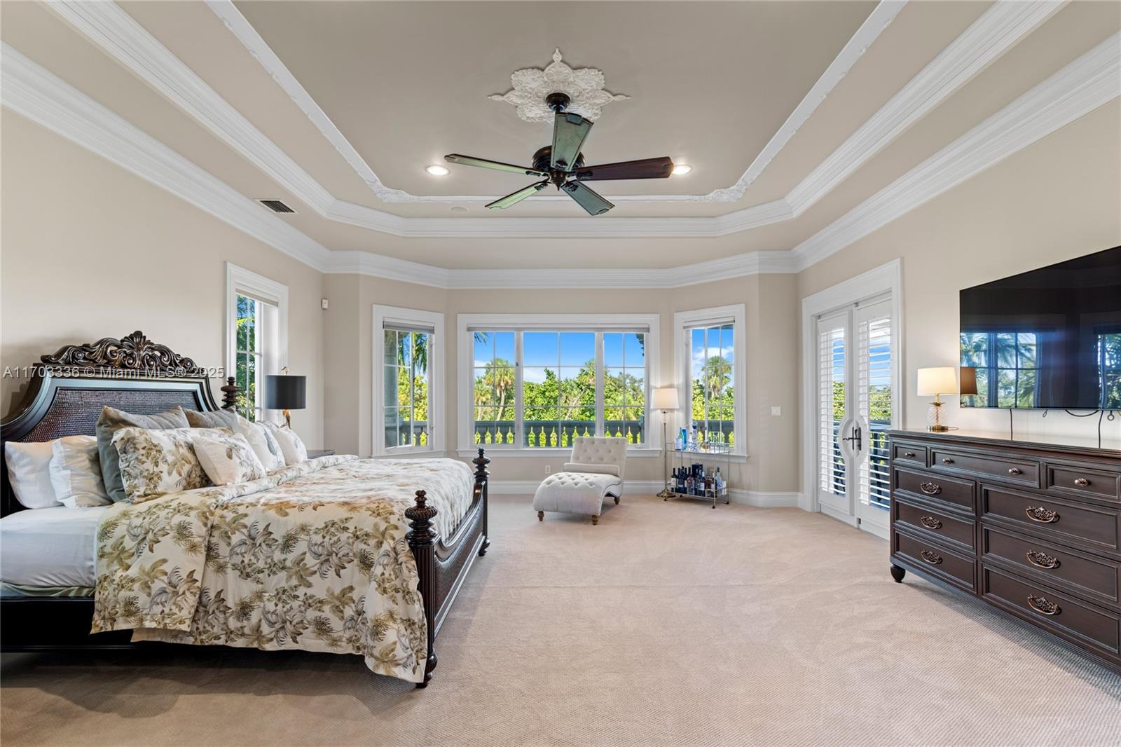 833 Harbour Isle Pl North Palm Beach, FL 33410 833 Harbour Isle Pl North Palm Beach, FL 33410