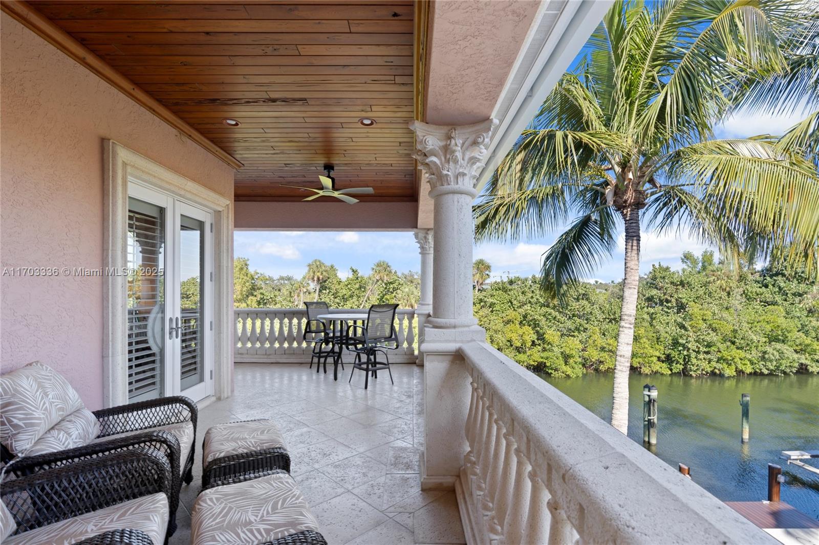 833 Harbour Isle Pl North Palm Beach, FL 33410 833 Harbour Isle Pl North Palm Beach, FL 33410