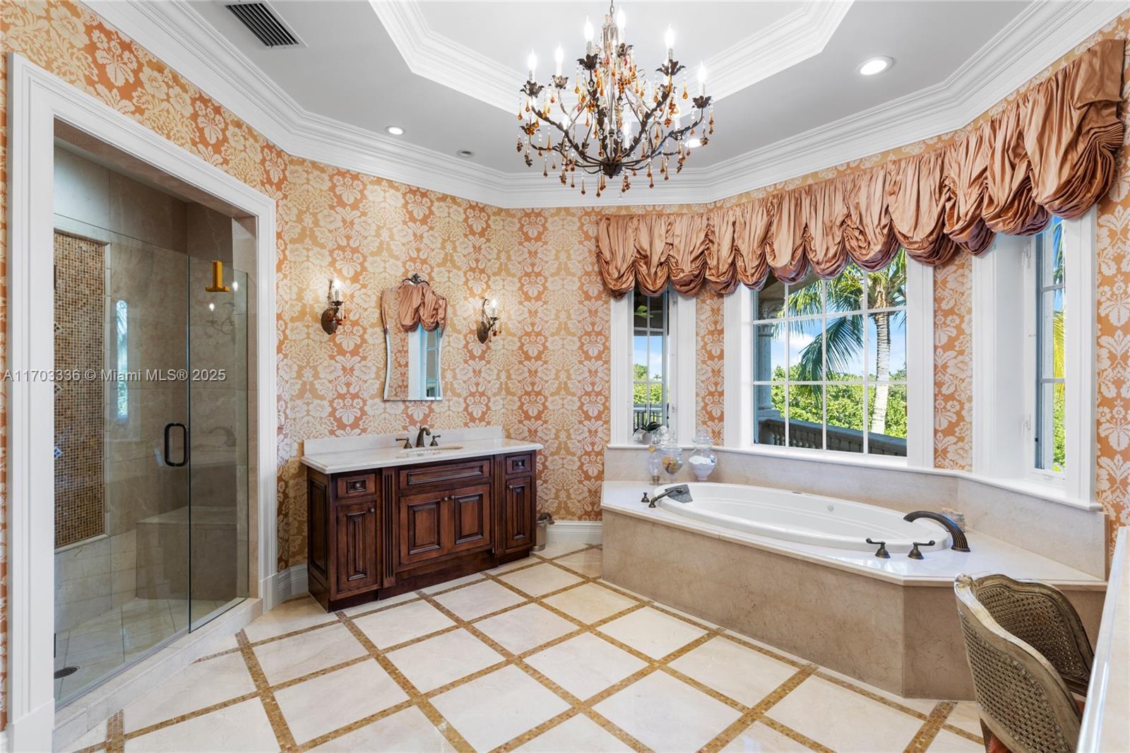 833 Harbour Isle Pl North Palm Beach, FL 33410 833 Harbour Isle Pl North Palm Beach, FL 33410