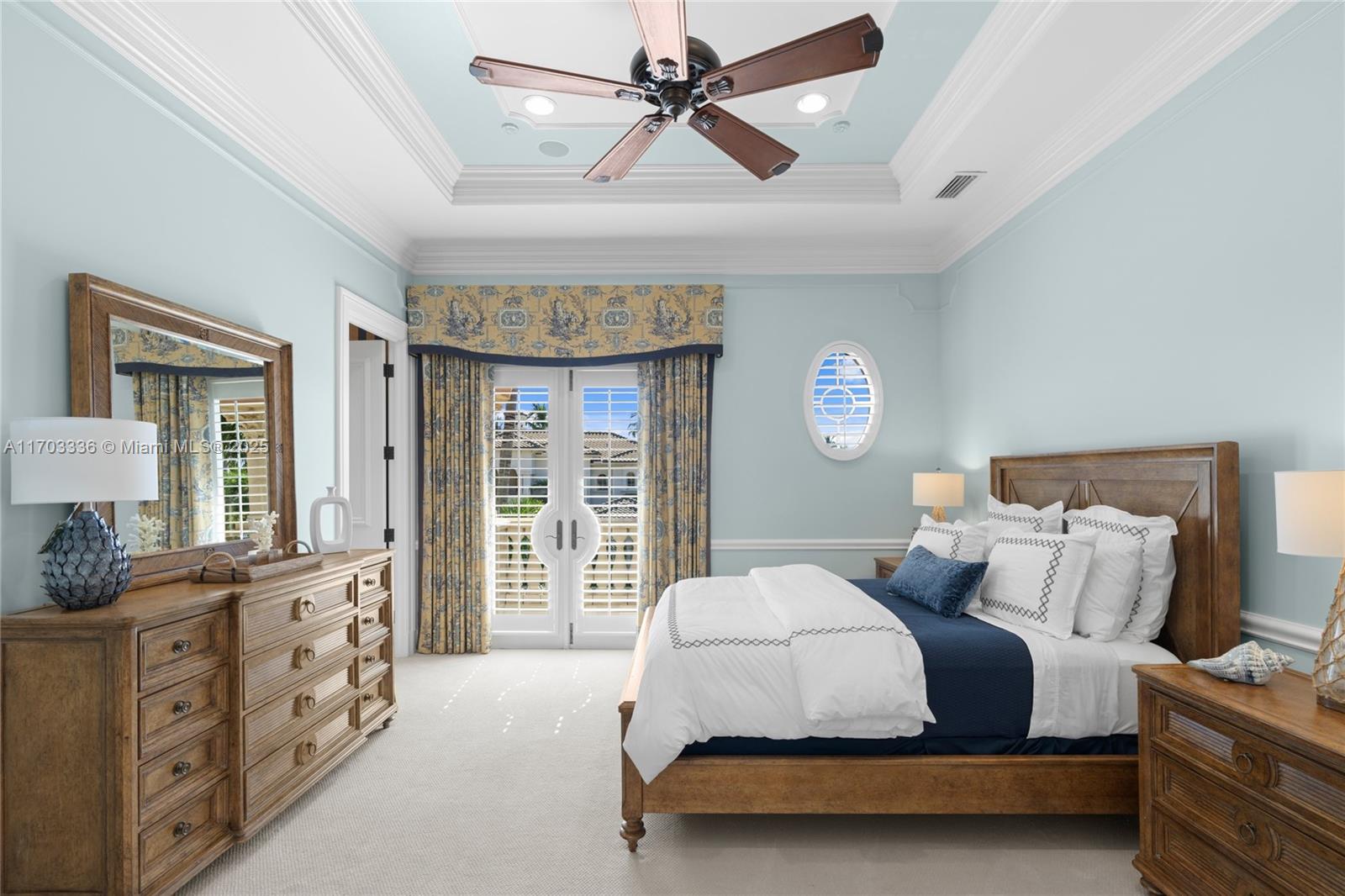 833 Harbour Isle Pl North Palm Beach, FL 33410 833 Harbour Isle Pl North Palm Beach, FL 33410