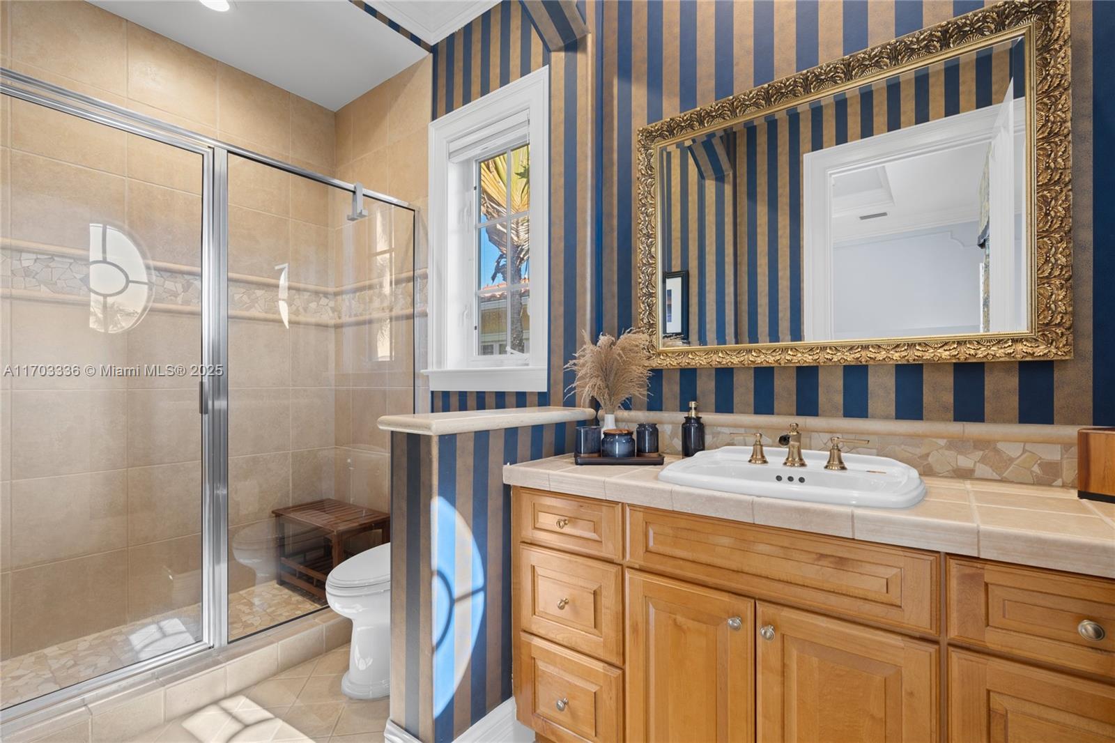833 Harbour Isle Pl North Palm Beach, FL 33410 833 Harbour Isle Pl North Palm Beach, FL 33410