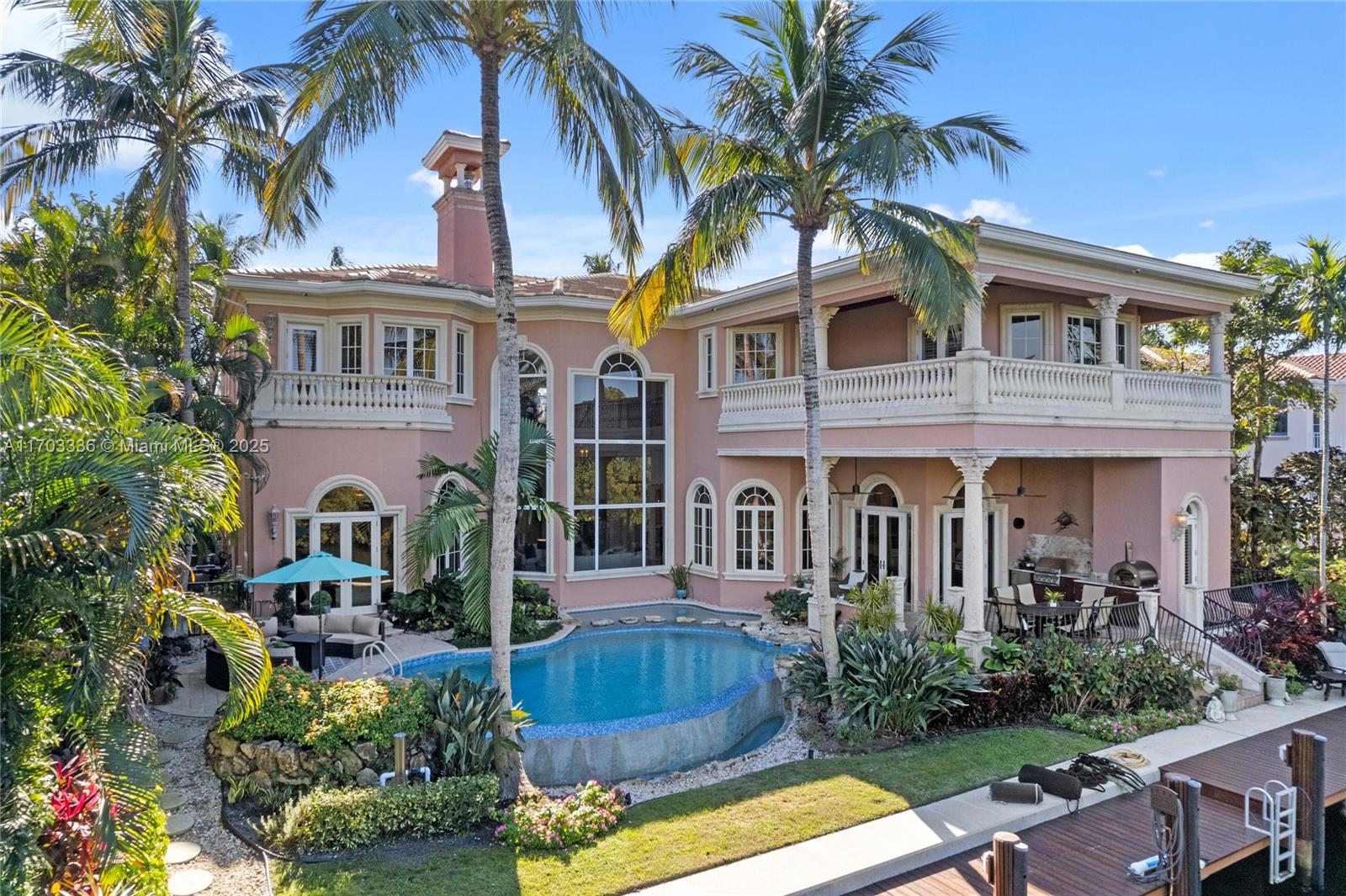 833 Harbour Isle Pl North Palm Beach, FL 33410 833 Harbour Isle Pl North Palm Beach, FL 33410