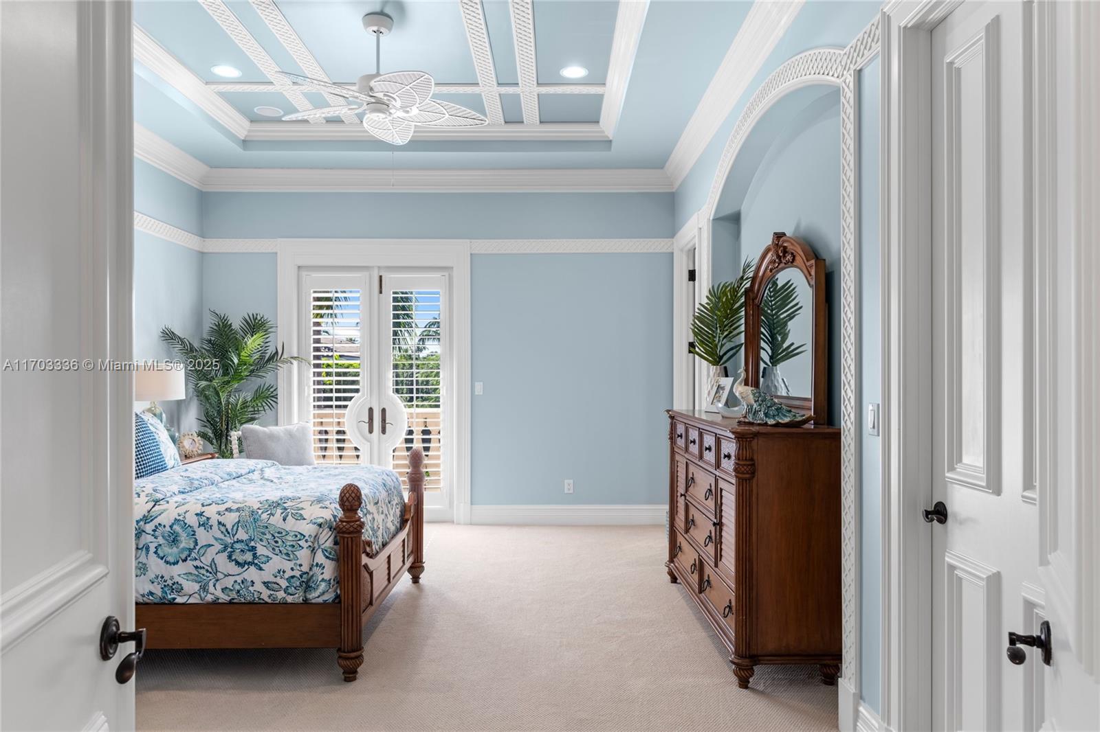 833 Harbour Isle Pl North Palm Beach, FL 33410 833 Harbour Isle Pl North Palm Beach, FL 33410