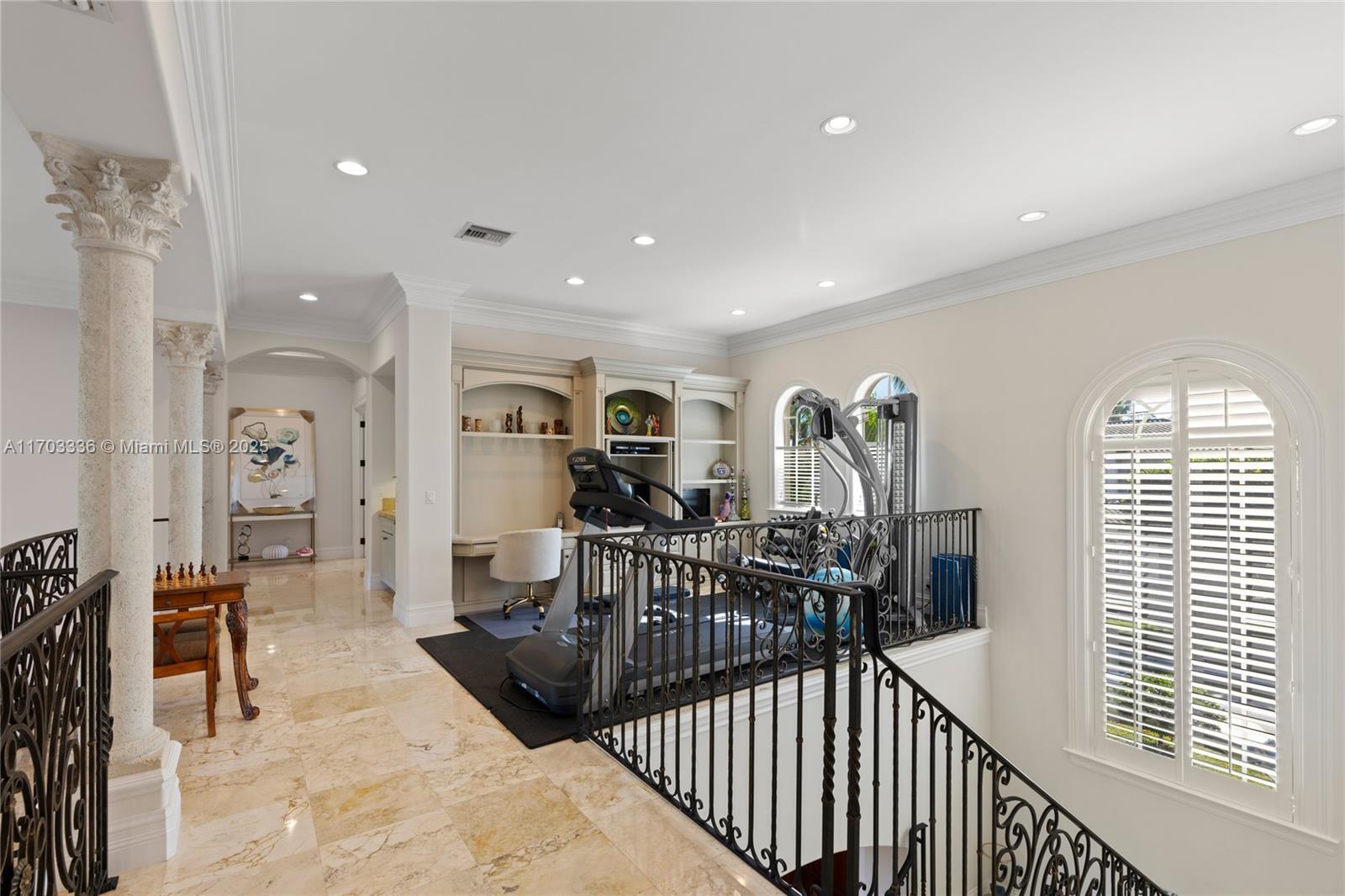 833 Harbour Isle Pl North Palm Beach, FL 33410 833 Harbour Isle Pl North Palm Beach, FL 33410