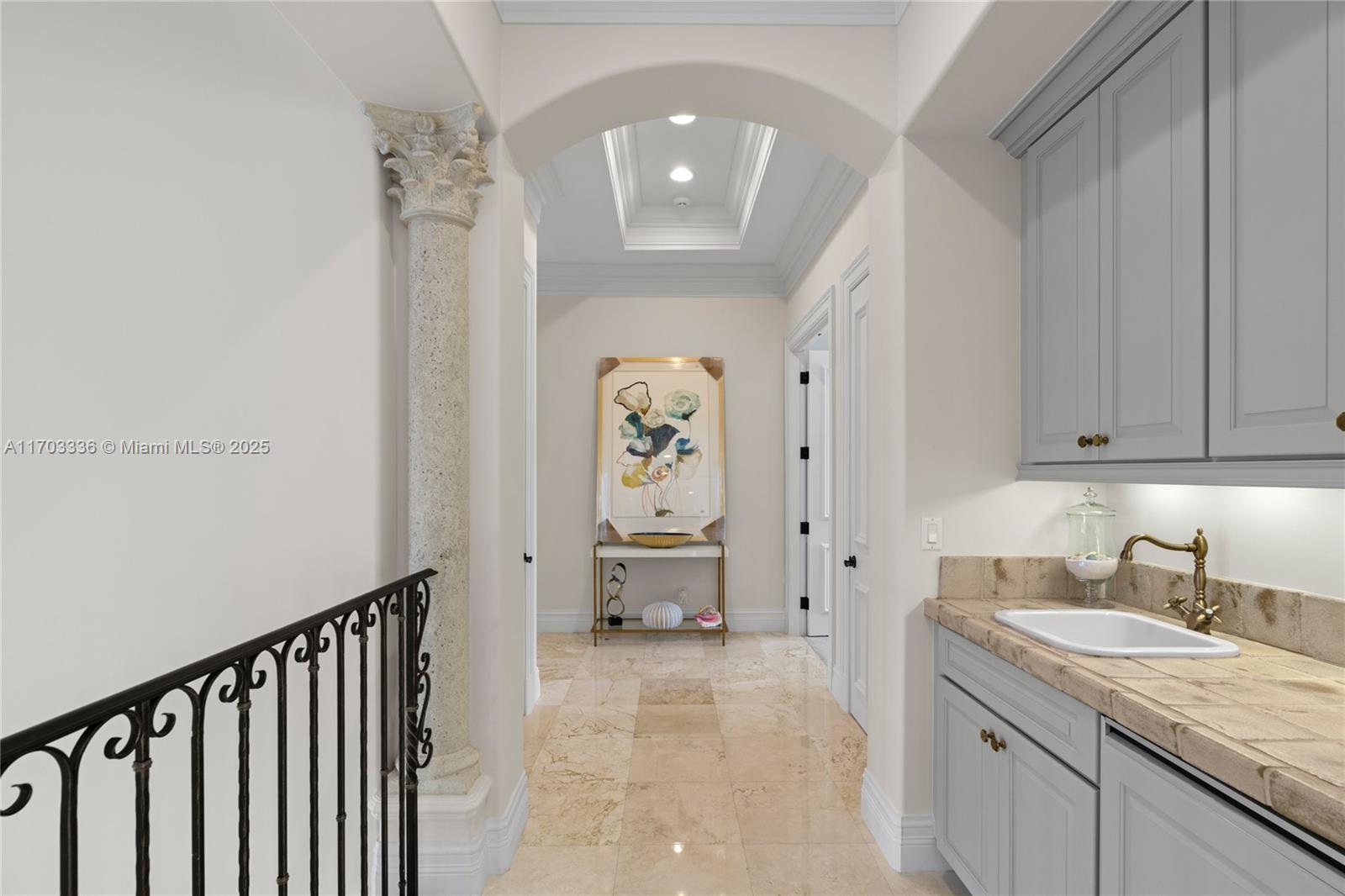 833 Harbour Isle Pl North Palm Beach, FL 33410 833 Harbour Isle Pl North Palm Beach, FL 33410