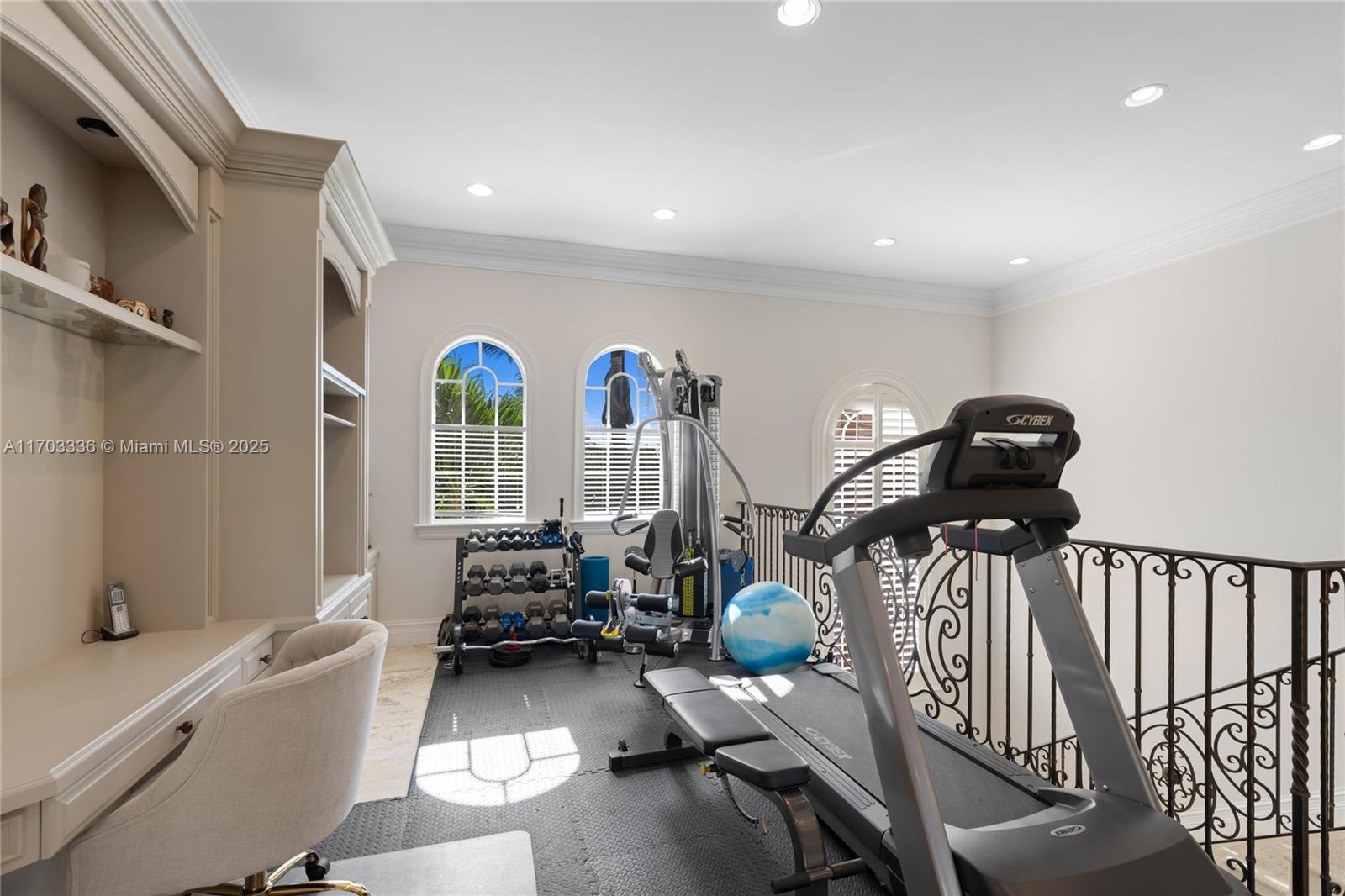 833 Harbour Isle Pl North Palm Beach, FL 33410 833 Harbour Isle Pl North Palm Beach, FL 33410