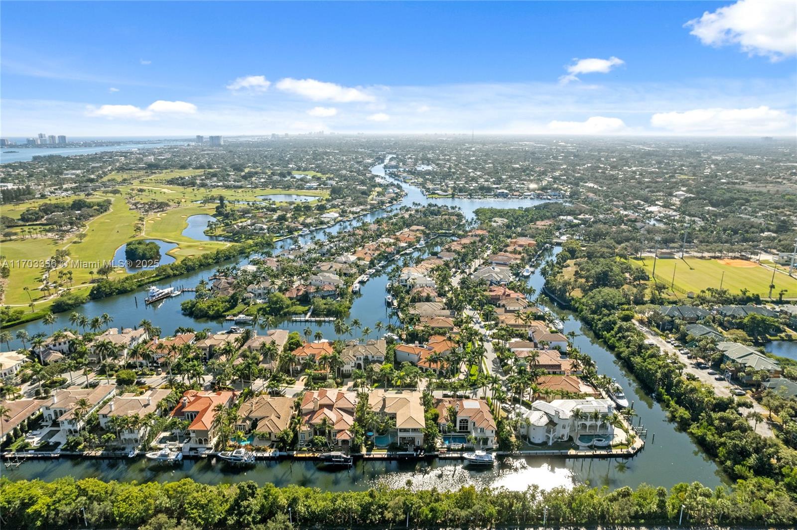 833 Harbour Isle Pl North Palm Beach, FL 33410 833 Harbour Isle Pl North Palm Beach, FL 33410