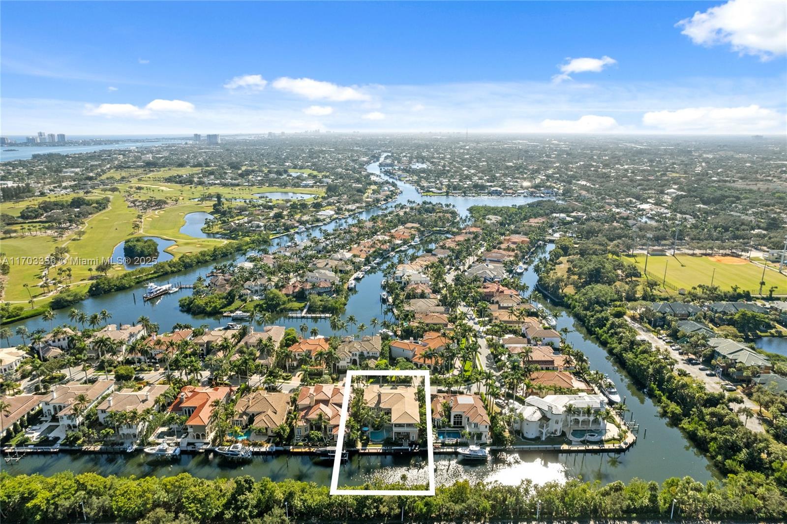 833 Harbour Isle Pl North Palm Beach, FL 33410 833 Harbour Isle Pl North Palm Beach, FL 33410