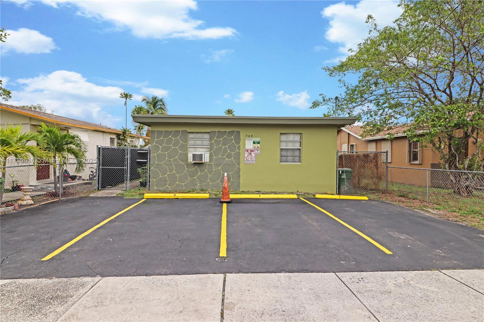 Duplex / Quad Plex / Triplex