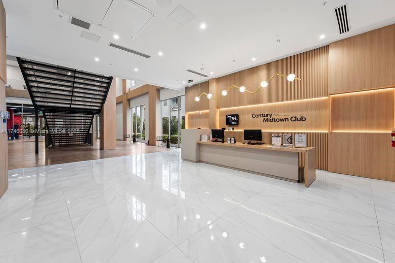 image Midtown Doral Condo 420