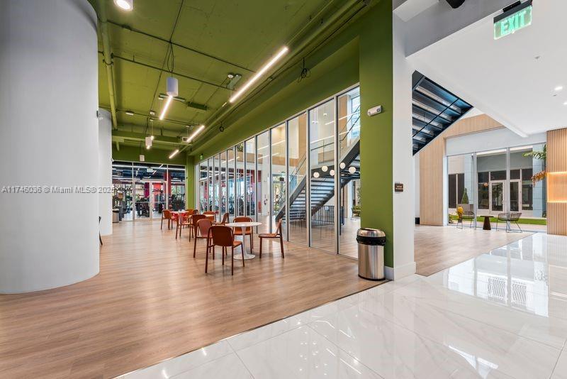 image Midtown Doral Condo 422