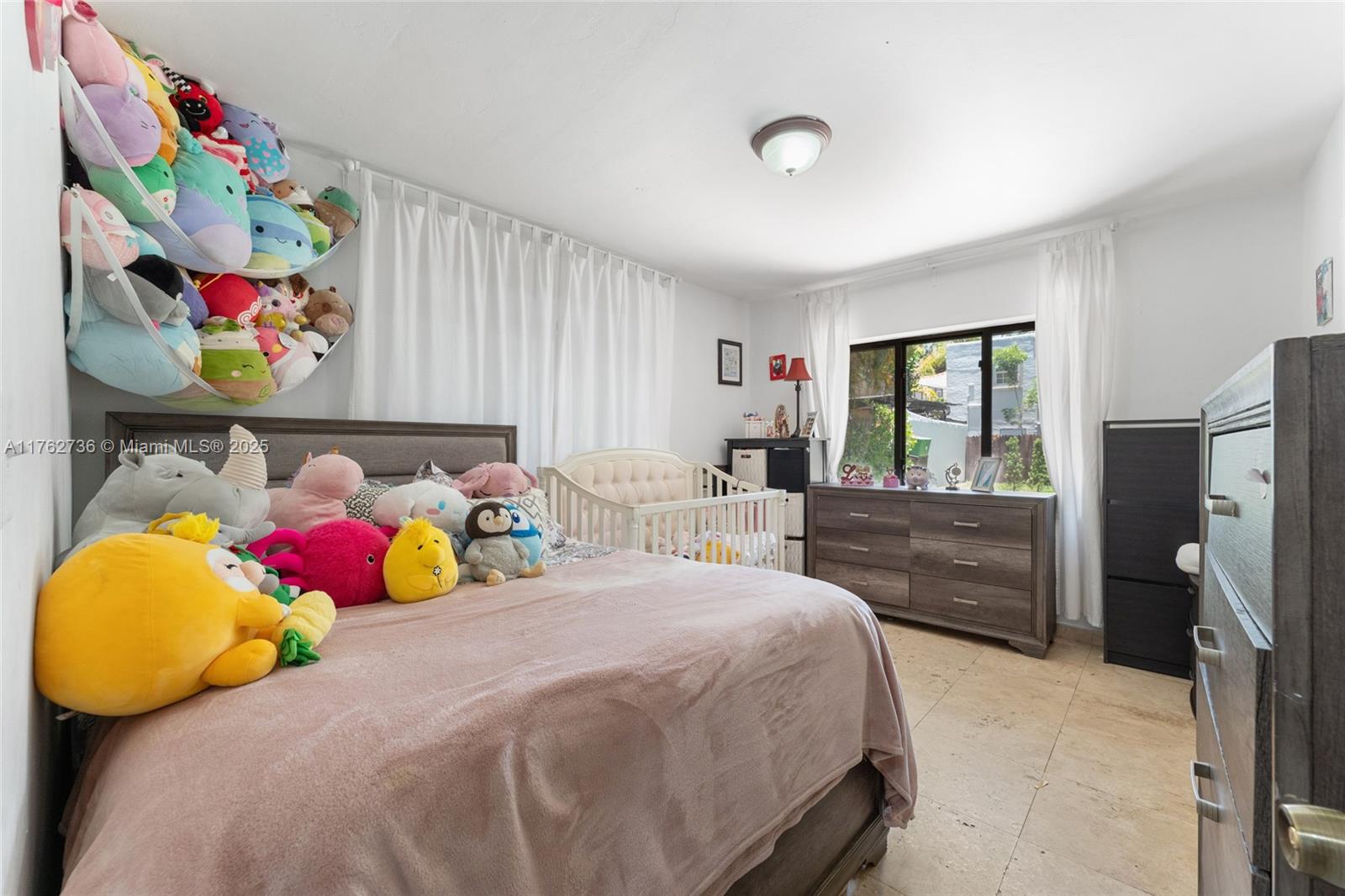 2054 Alton Rd Miami Beach, FL 33140