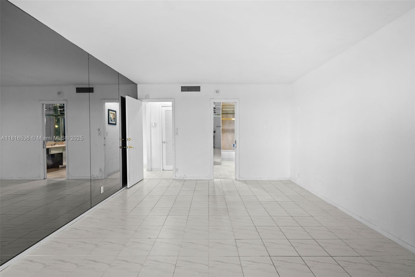 image Towers Of Key Biscayne40