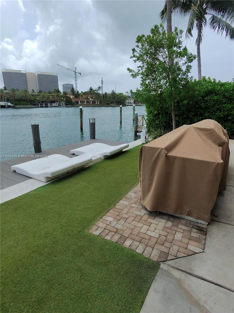 9821 E Bay Hbr Dr #903 Bay Harbor Islands, FL 33154