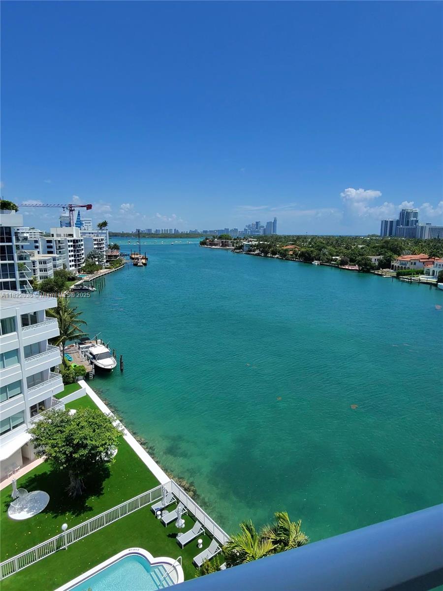 9821 E Bay Hbr Dr #903 Bay Harbor Islands, FL 33154