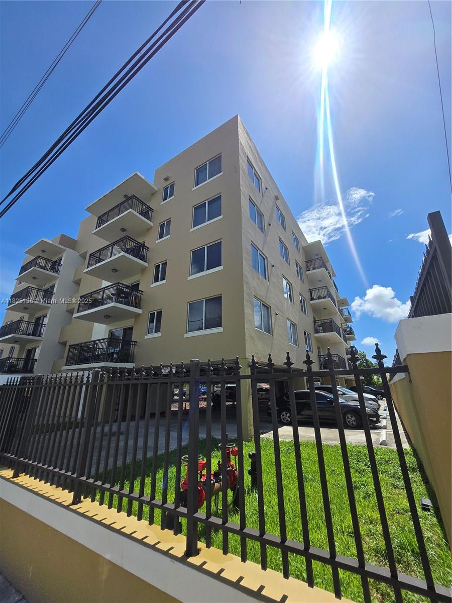 2647 NW 25th Ave #202