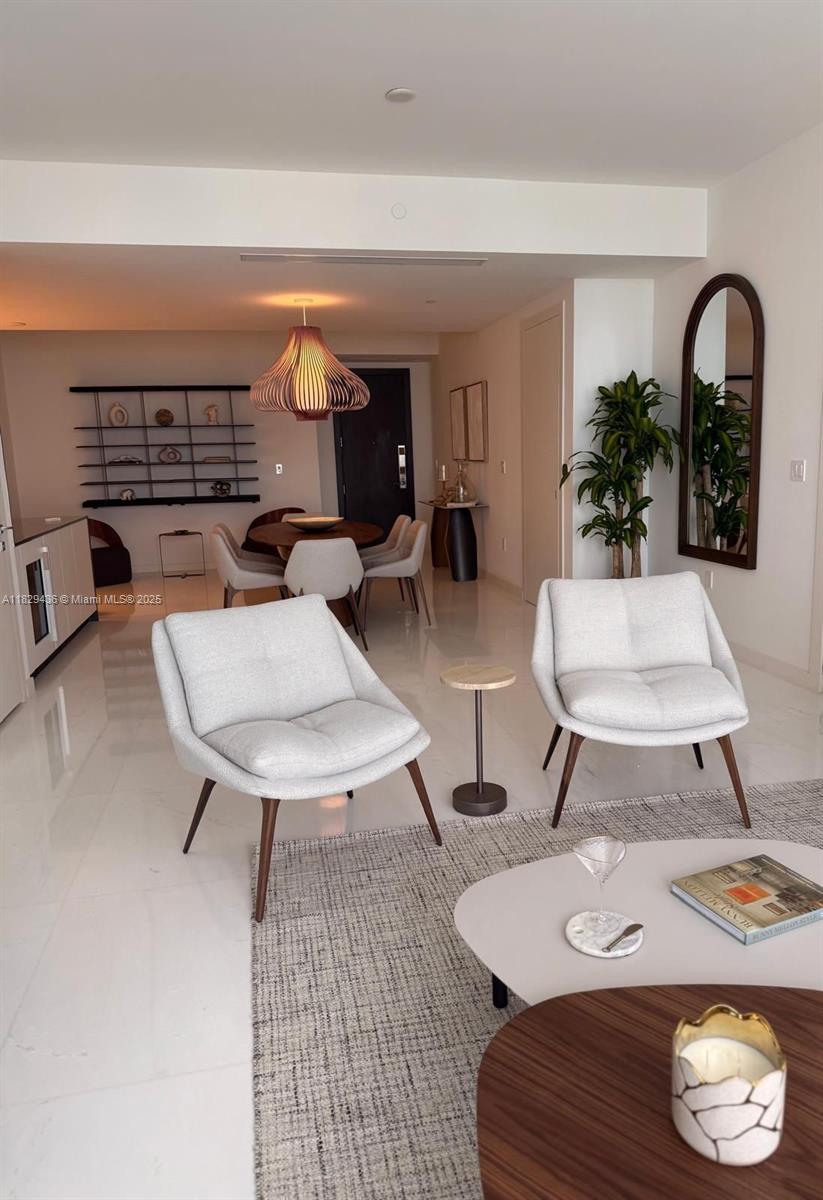 image Aston Martin Residences6